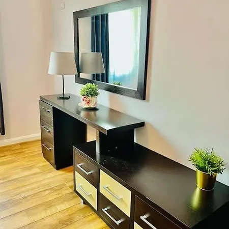 Appartamento Beachfront In *