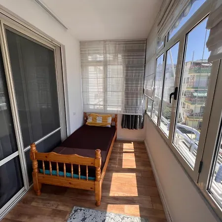 Apartment Beachfront In Durres